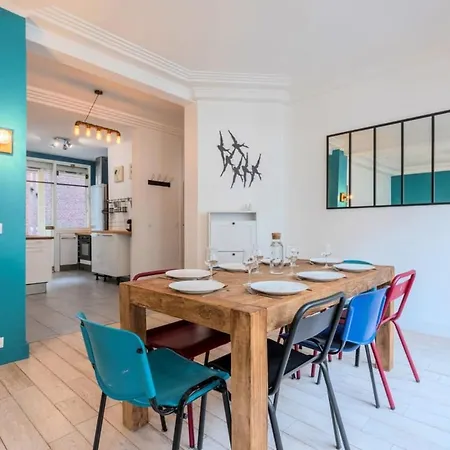 Beautiful With Balcony 4 Bedrooms! Daire Lille