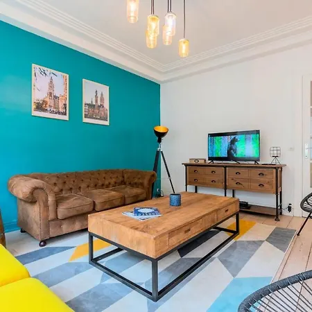Beautiful With Balcony 4 Bedrooms! * Lille