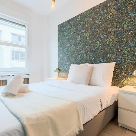 Beautiful With Balcony 4 Bedrooms! Lille