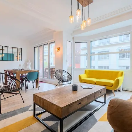 Grand Place - Confort Balcon, 4ch Apartment *