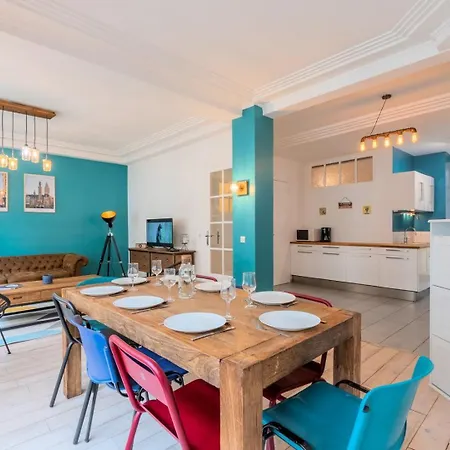 Grand Place - Confort Balcon, 4ch Apartment Lille